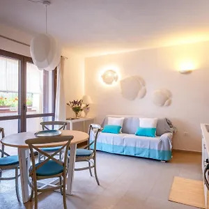 Apartment Holidays - I Fiori, Orosei
