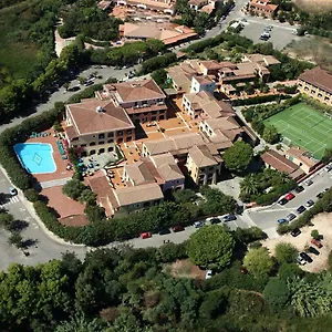 4* Ośrodek wypoczynkowy Nicolaus Club Torre Moresca